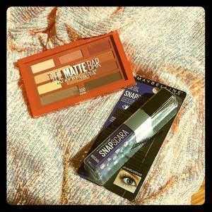 MAYBELLINE  Eyeshadow and Mascara Duo